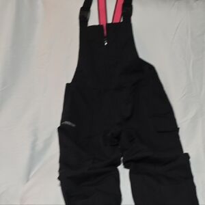 Magellan Outdoors Womens Snow Bibs.  Size M